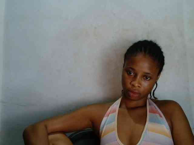 Creamyjuice webcam