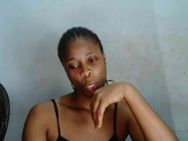 Creamyjuice webcam
