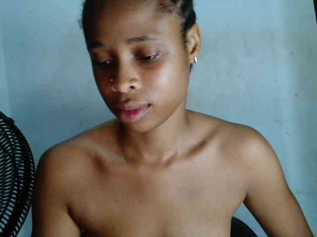Creamyjuice webcam