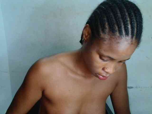 Model: Creamyjuice