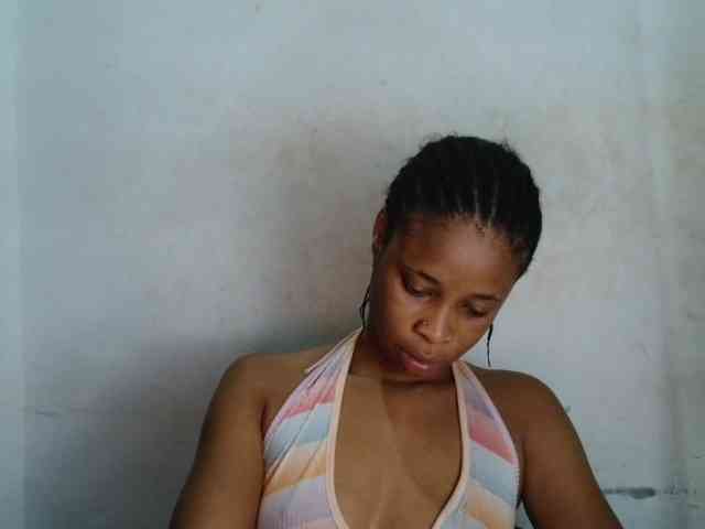 Creamyjuice webcam
