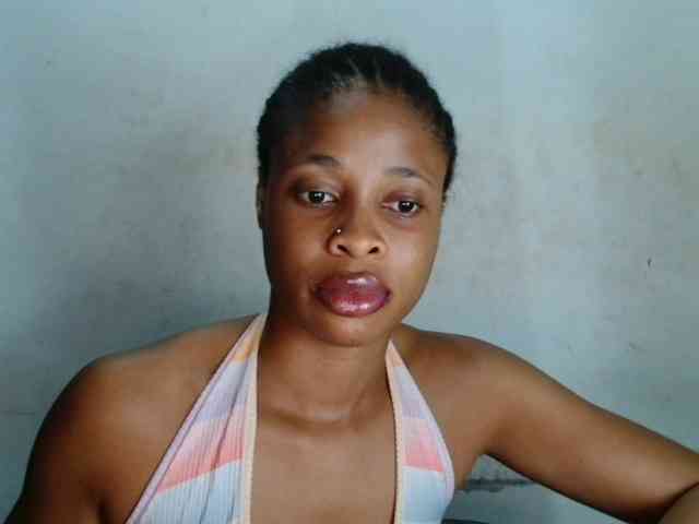 Creamyjuice webcam
