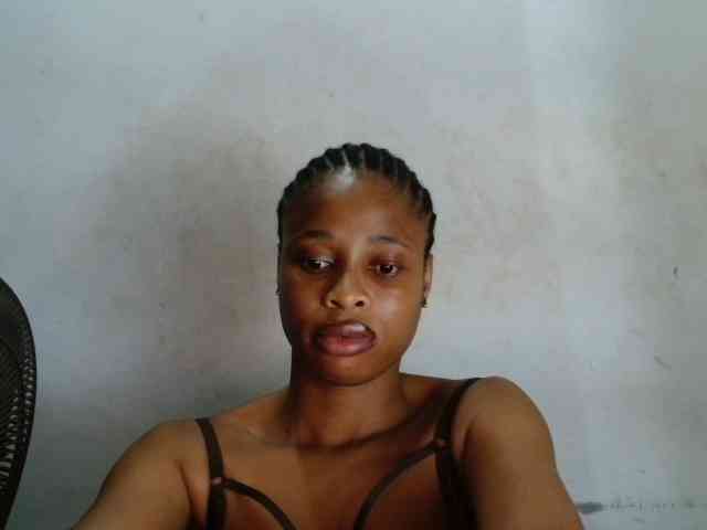 Creamyjuice webcam