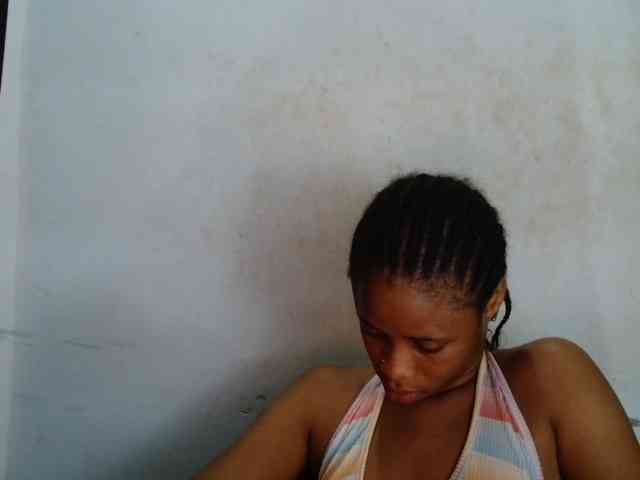 Creamyjuice webcam