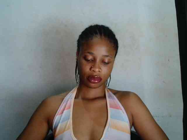 Creamyjuice webcam