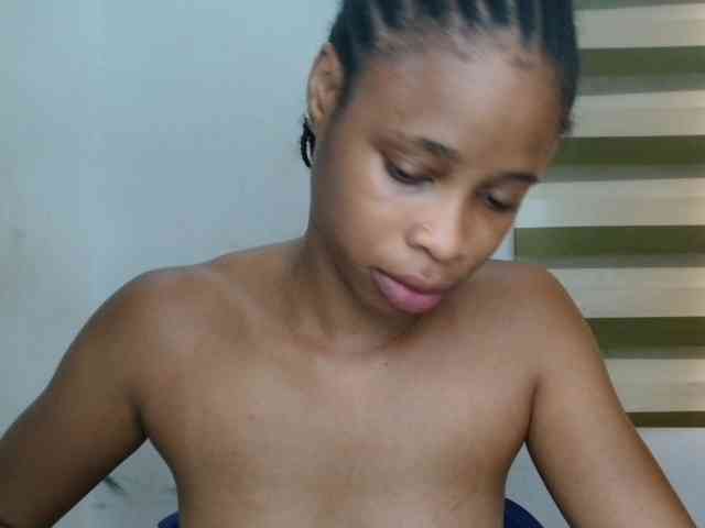Model: Creamyjuice