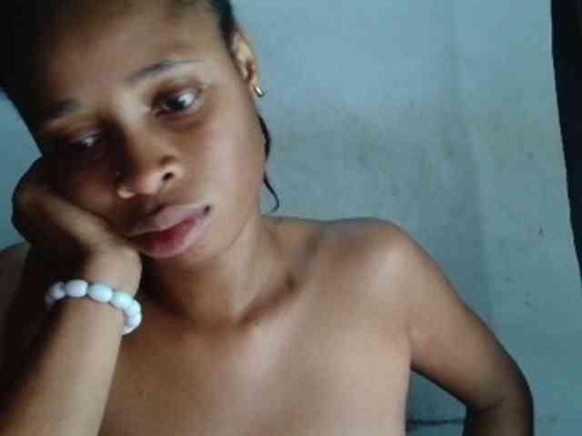 Creamyjuice webcam