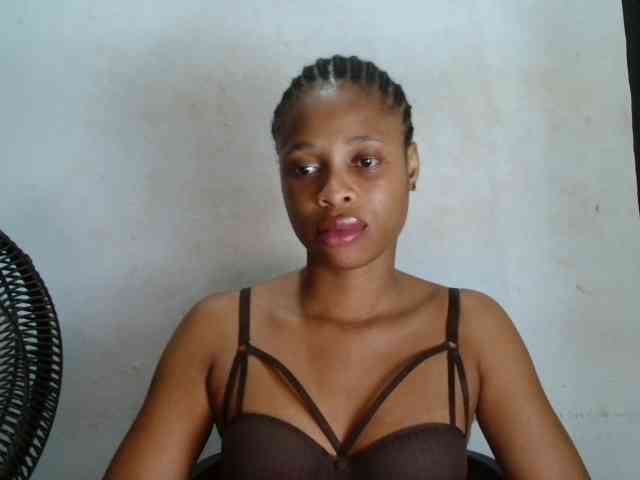 Creamyjuice webcam