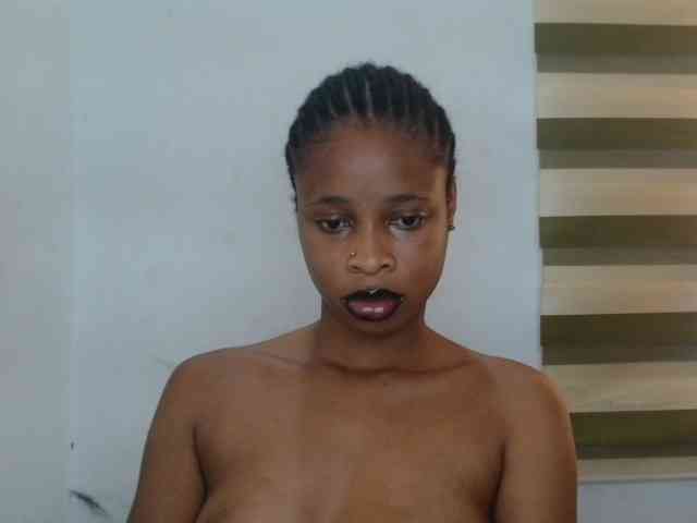 Creamyjuice webcam
