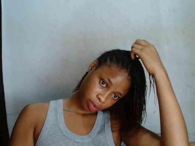 Creamyjuice webcam
