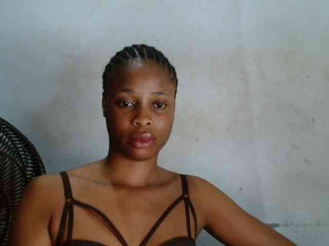 Creamyjuice webcam