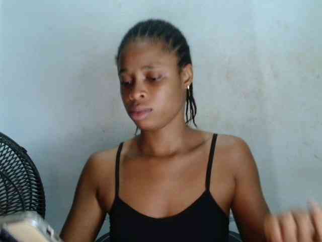 Creamyjuice webcam