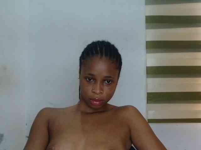Creamyjuice webcam