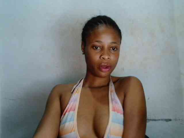 Creamyjuice webcam