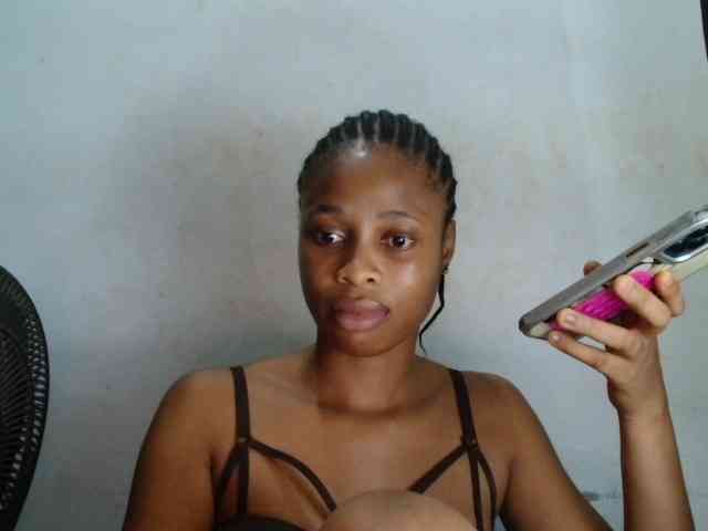 Creamyjuice webcam
