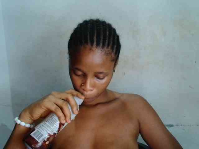 Creamyjuice webcam