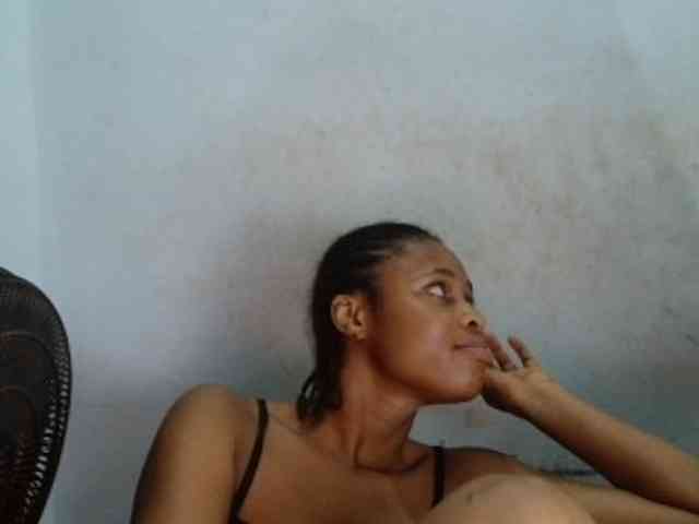 Creamyjuice webcam