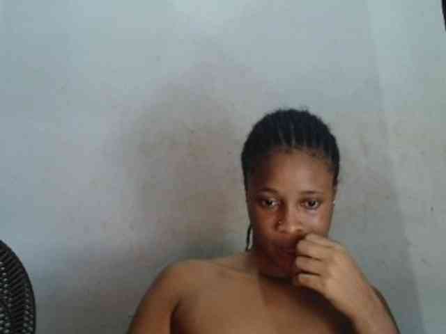 Creamyjuice webcam