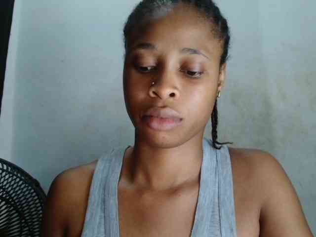 Creamyjuice webcam