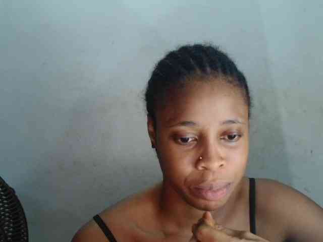 Creamyjuice webcam