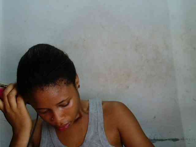 Creamyjuice webcam