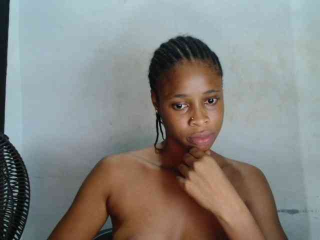 Creamyjuice webcam