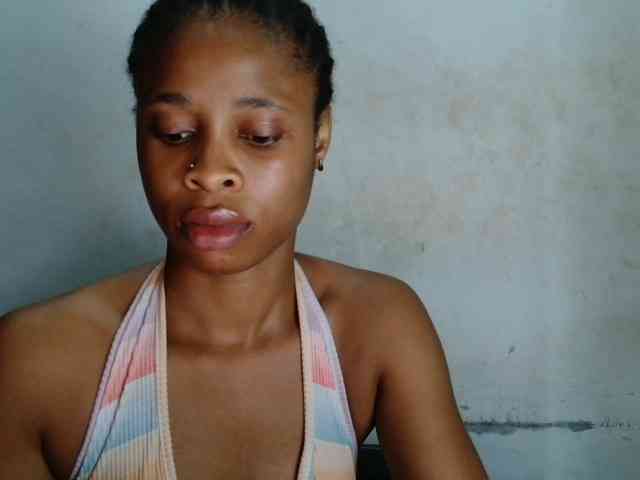 Creamyjuice webcam