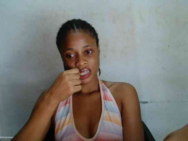 Creamyjuice webcam
