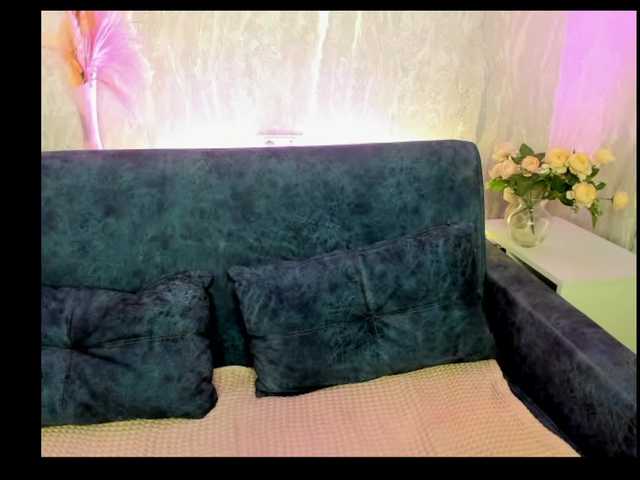veloraluxe live sex show