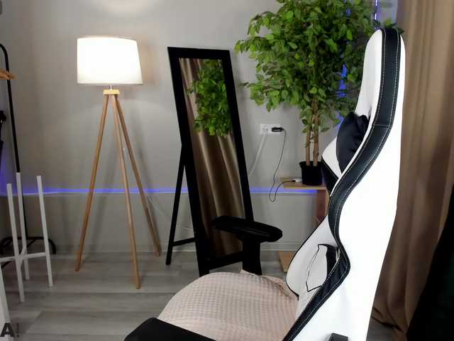 VeloraLuxe live webcam show