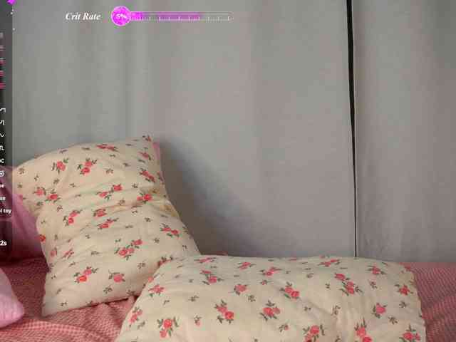 LunaLeez webcam