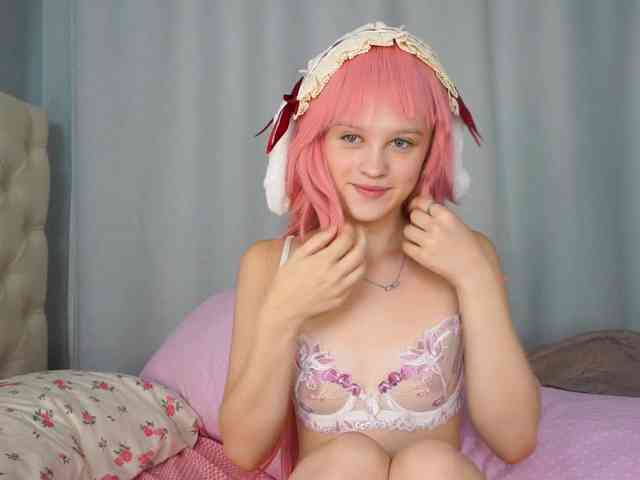LunaLeez webcam