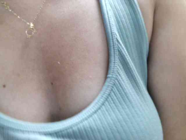 AsianHotAssx webcam
