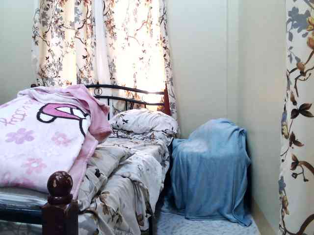 AsianHotAssx webcam