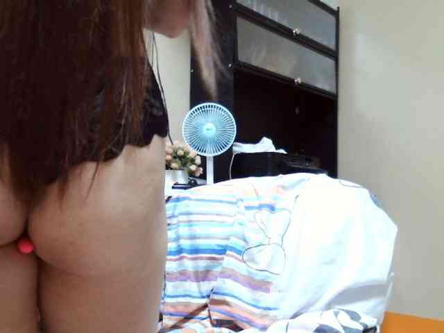 AsianHotAssx webcam