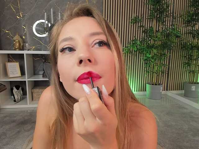 ChloeKole live webcam show