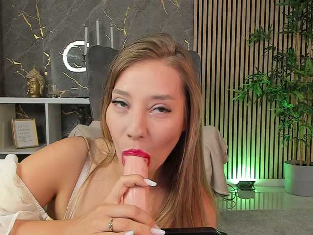 ChloeKole live cam on BongaCams