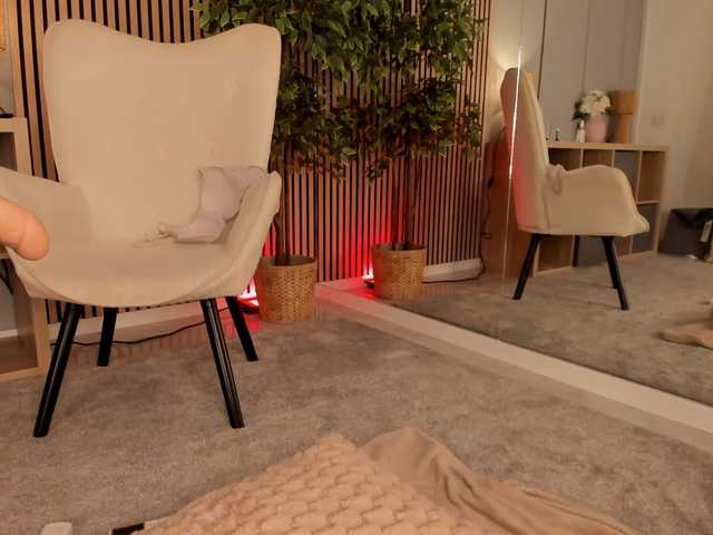 ChloeKole live cam on BongaCams