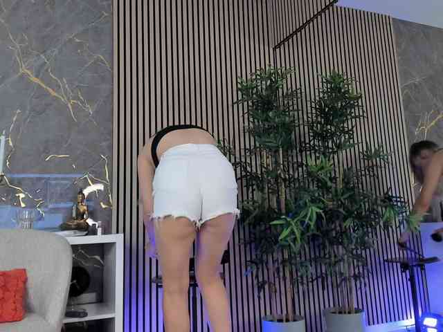 ChloeKole Sex Cam Show