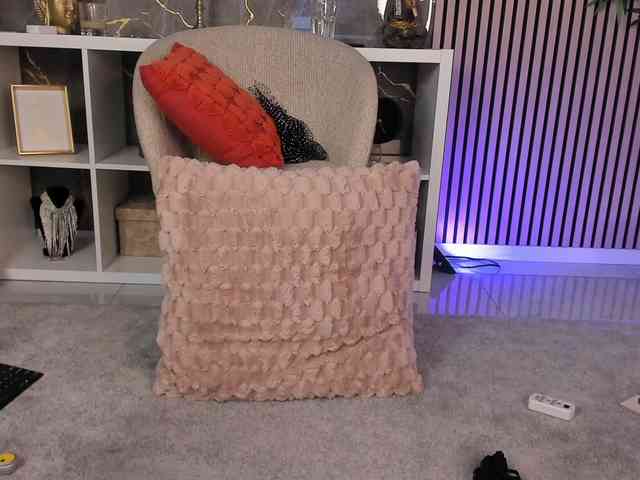 ChloeKole webcam
