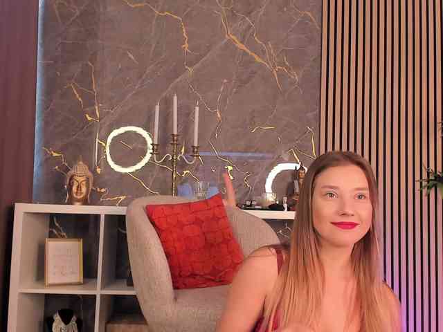 ChloeKole webcam