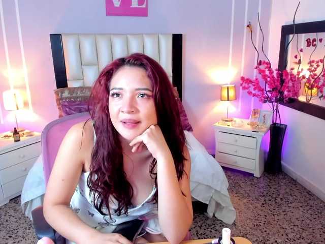 Sky-Lake live cam on BongaCams