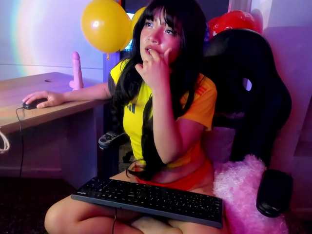 Sky-Lake live cam on BongaCams