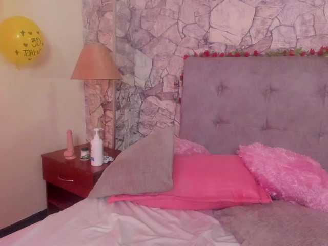 Sky-Lake live cam on BongaCams