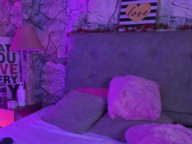 Sky-Lake live cam on BongaCams