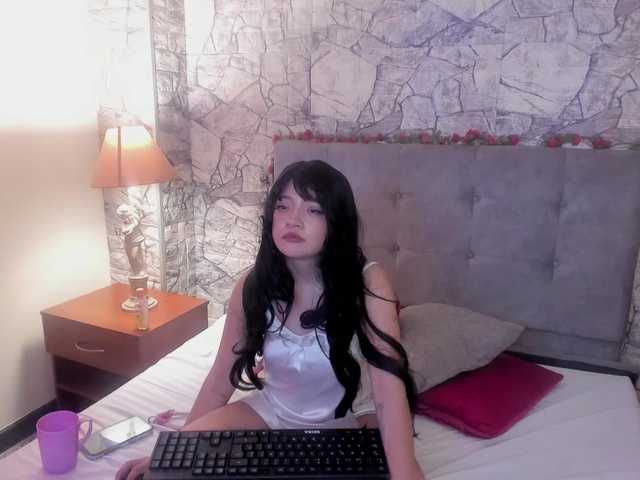 Sky-Lake live cam on BongaCams