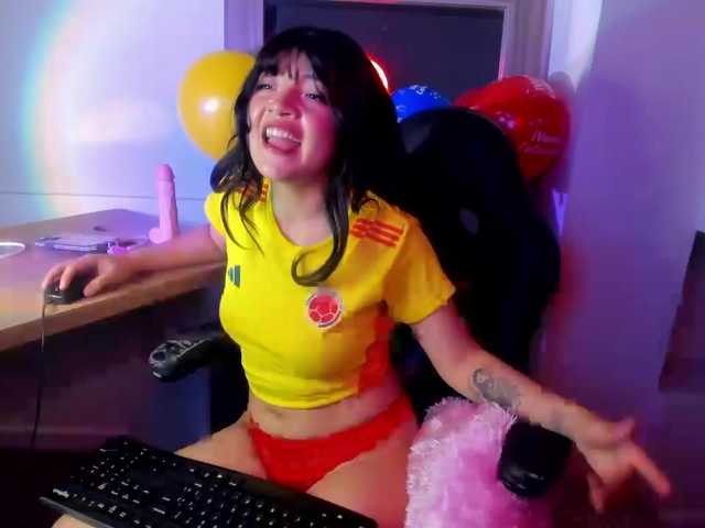 Sky-Lake live cam on BongaCams