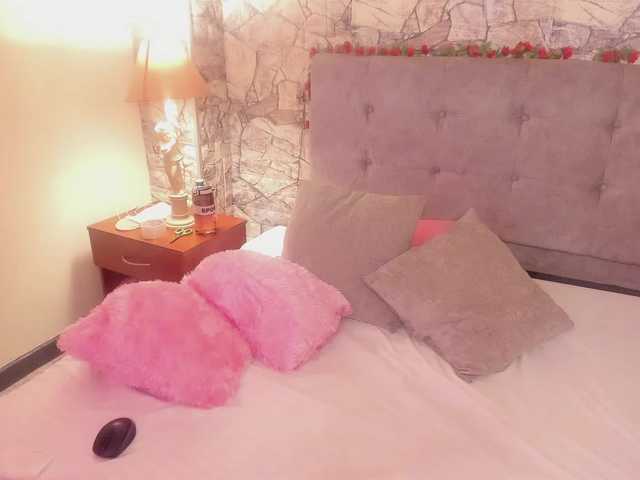 Sky-Lake live cam on BongaCams