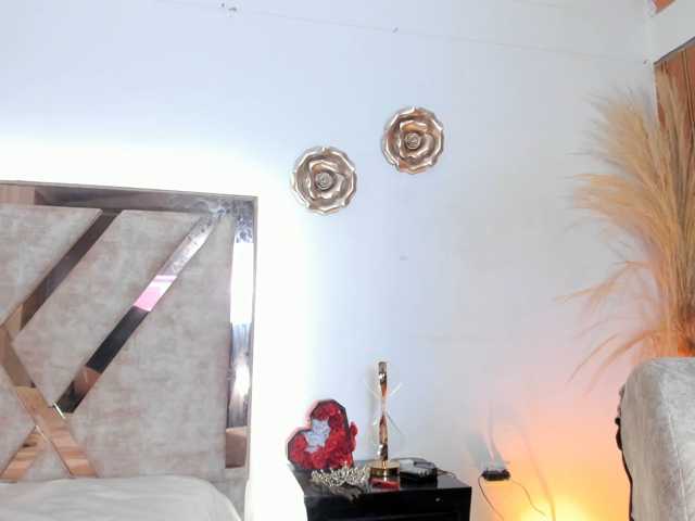 Madam-Agatha live cam on BongaCams