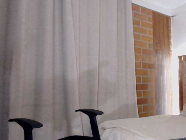 Madam-Agatha live webcam show